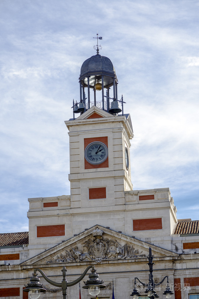 在西班牙马德里的中心太阳门广场