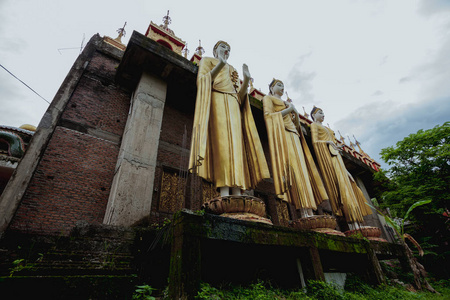 所有北部泰国寺庙是美丽的如笏那 Suton 歌曲 Kontiere 寺庙, Denchai 区, 帕府省, 泰国