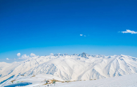 美丽的雪盖山景观印度克什米尔邦