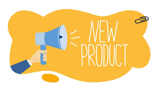 男性手持扩音器促进产品推广照片