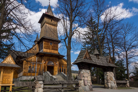 波兰小波兰扎科帕内附近的 Koscielisko 木教堂