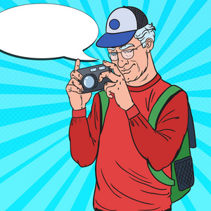 成熟男人照片的相机拍照.高级旅游.波普艺术矢量图照片