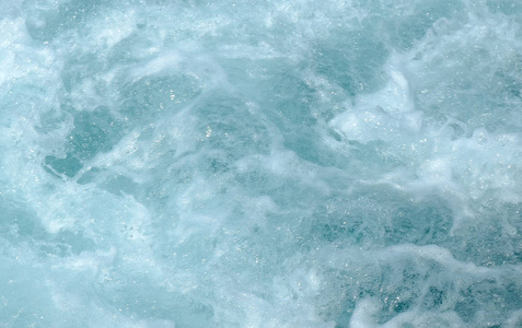 淡蓝色海水与白色泡沫, 抽象自然背景概念