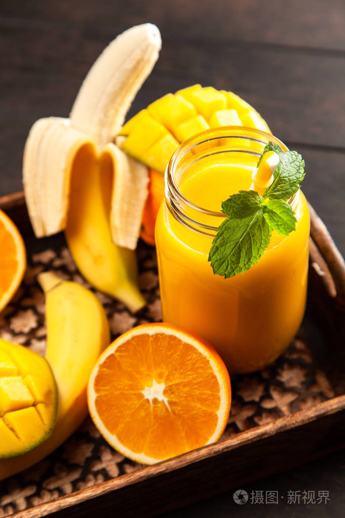 各种各样的果汁