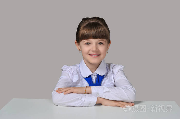 小学低年级小学生画像照片 正版商用图片0rhigj 摄图新视界 小学低年级小学生画像照片 正版商用图片0rhigj 摄图新视界