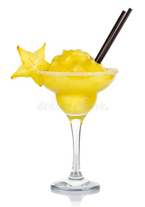 水果冰碎杨桃片黄酒鸡尾酒图片