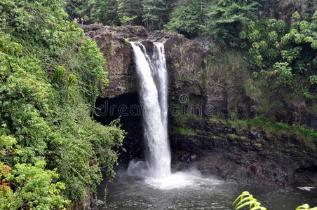 彩虹瀑布夏威夷大岛