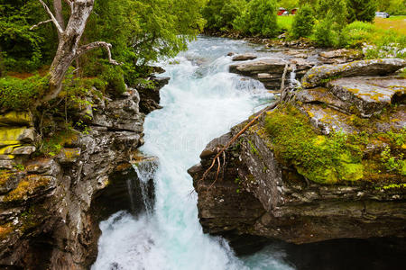 geiranger峡湾附近的瀑布挪威