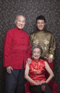 中国传统服饰中的祖孙画像图片