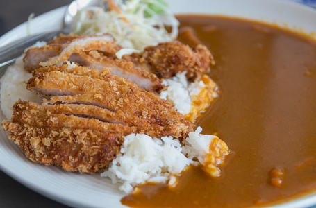 猪肉咖喱饭，日本食品