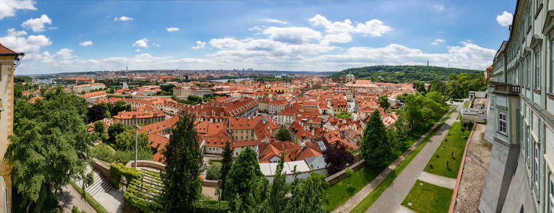 布拉格，捷克共和国的鸟瞰图。全景视图