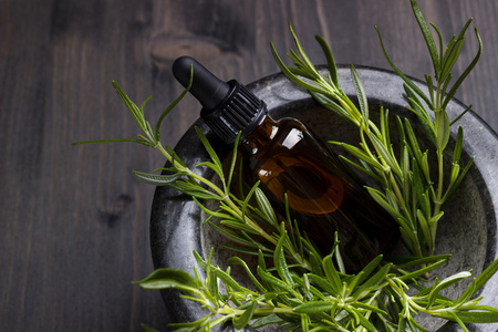 迷迭香精油照片