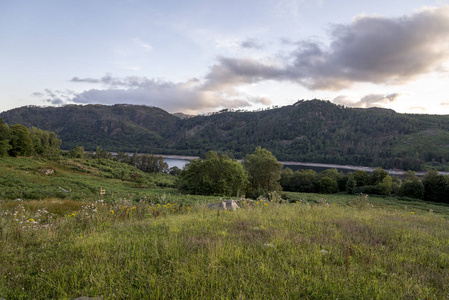 英国坎布里亚湖区高山风景区