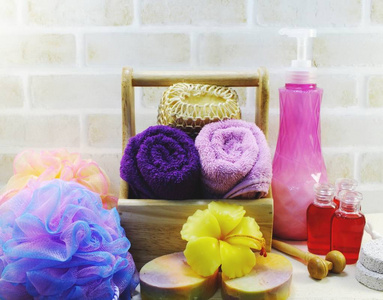 卫生清洁 spa 配件与洗发水肥皂和沐浴霜卫浴产品