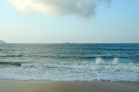 在中国海南岛冲浪, 海南三亚, 亚龙湾, 2011年5月