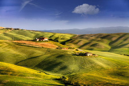 意大利的托斯卡纳，葱绿的美丽和神奇颜色