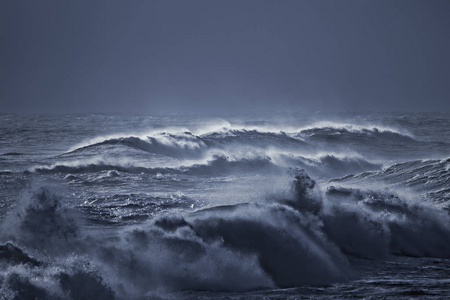 急风大浪急照片