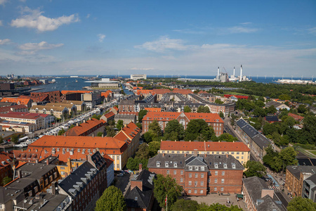 哥本哈根红色屋顶鸟瞰图。克里斯蒂安半壁店