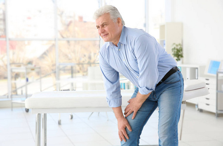 老年人骨质疏松图片