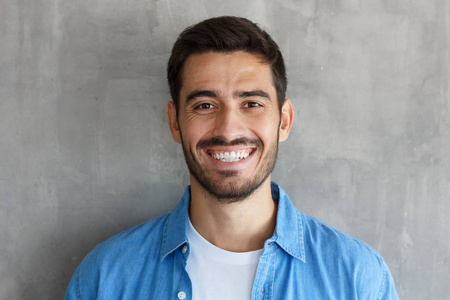 欧洲白种人图片