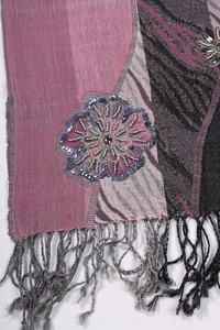 中式风格模式制作的面料围巾图片