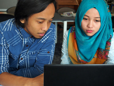 马来西亚学生图片