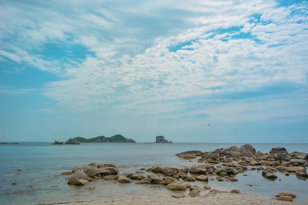 蓝天白云在海面上, 水与天空, 天堂, 休憩之地, 洁净的大海