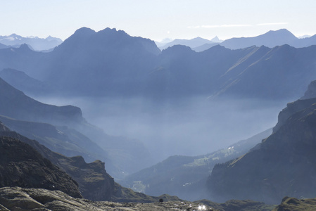 在 Bearentrek 山瑞士