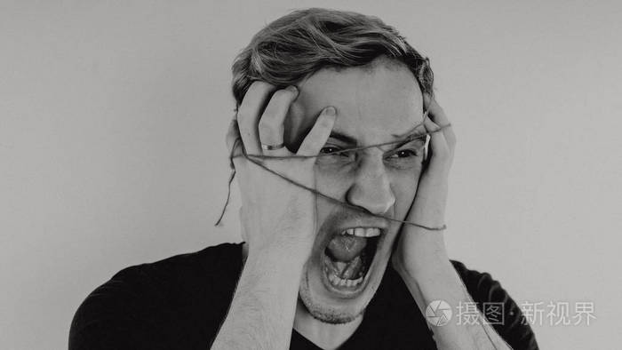 概念: 神经崩溃, 精神疾病, 头痛和偏头痛.黑白处理