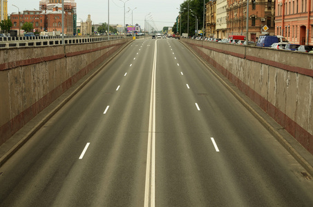 多车道公路图片