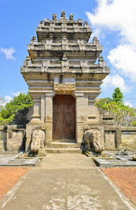 巴厘岛寺庙大门