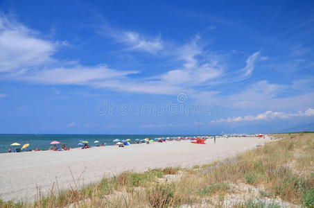 意大利比萨附近的意大利沙滩码头marina di vecchiano风景如画