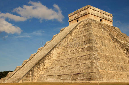 墨西哥库库尔坎玛雅金字塔