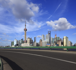 空路表面与上海外滩城市建筑