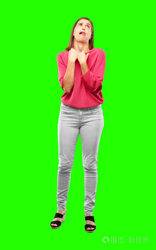 年轻女子全身 焦虑 紧张和不安的姿态 在巨大的压力下感觉照片 正版商用图片0s071h 摄图新视界