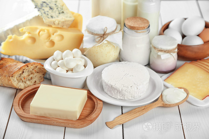 组的新鲜乳制品