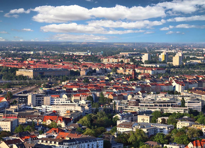 莱比锡城市在德国 Sachsen 的状态。城市景观与姆霍兹, 新城和 Neuschoenefeld 区