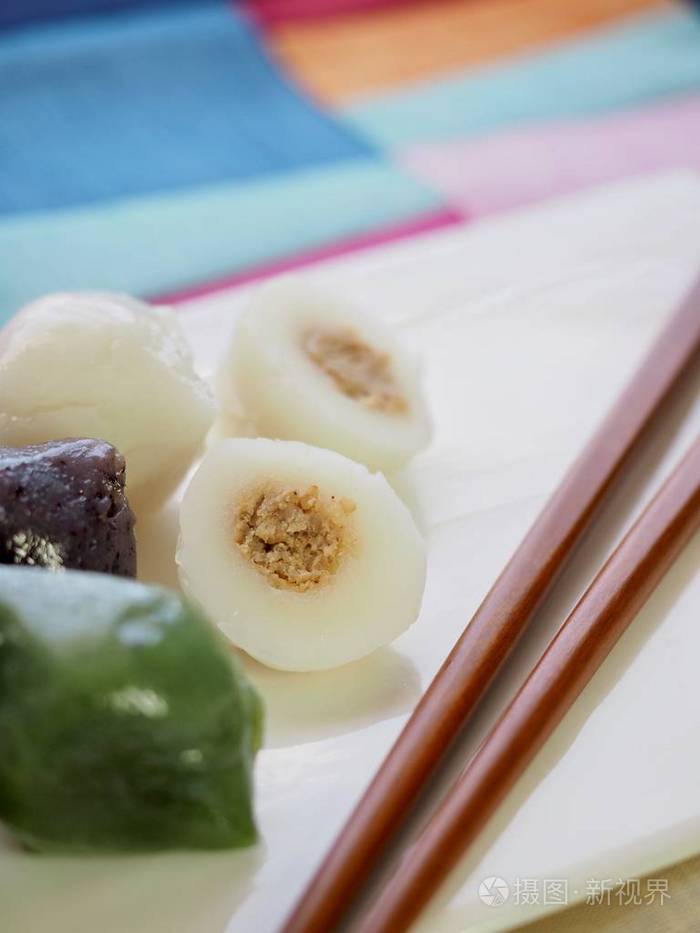 韩国菜 Songpyeon, 半月形年糕