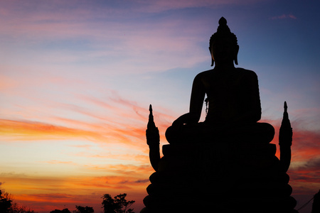大大理石佛雕像的普吉岛，泰国