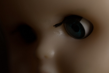 娃娃蓝眼睛
