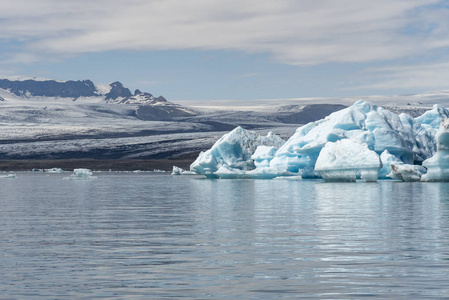 冰川冰在 Jokulsarlon 融化