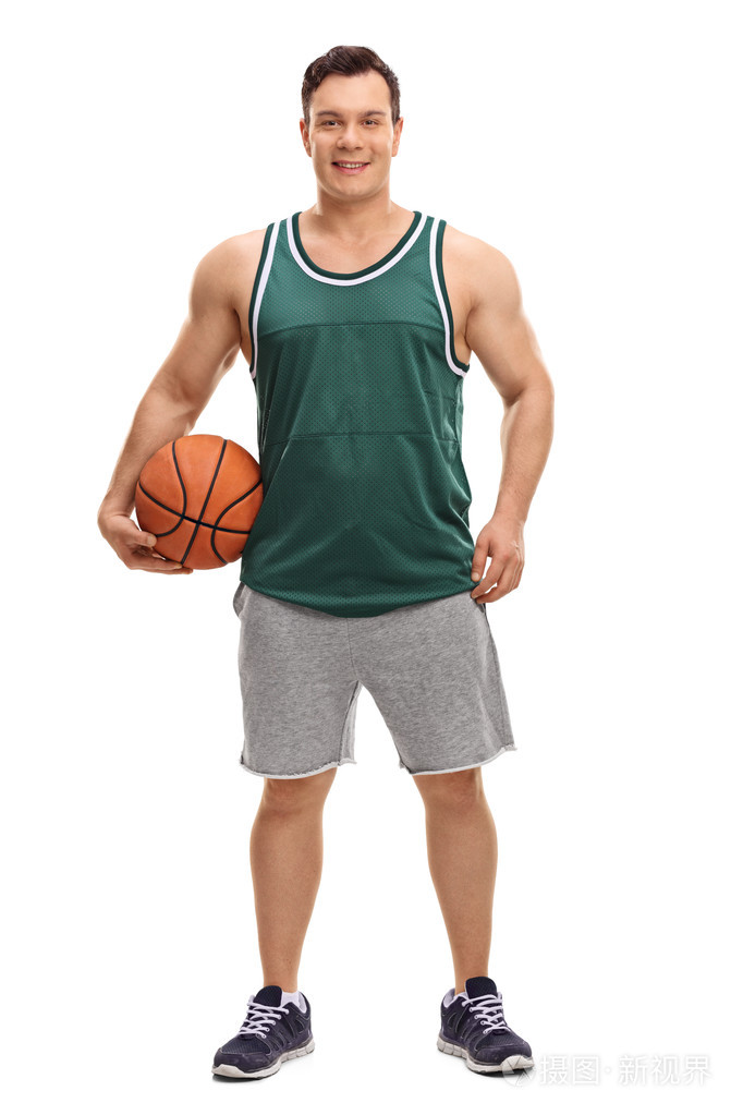 拿着篮球的年轻人照片-正版商用图片0s41pe-摄图新视界