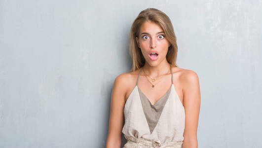 激动表情gif图片