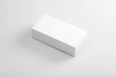 用于版面编排的空白白色产品包装盒照片