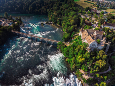 莱茵河瀑布 Rheinfall 瀑布与城堡 Laufen 城堡, 诺伊豪森在沙夫豪森附近, 小行政区沙夫豪森, 瑞士, 欧洲