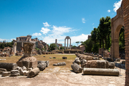 在罗马的著名的罗马废墟