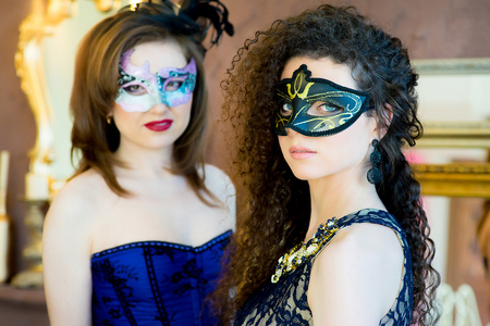 假面舞会面具彩页图片