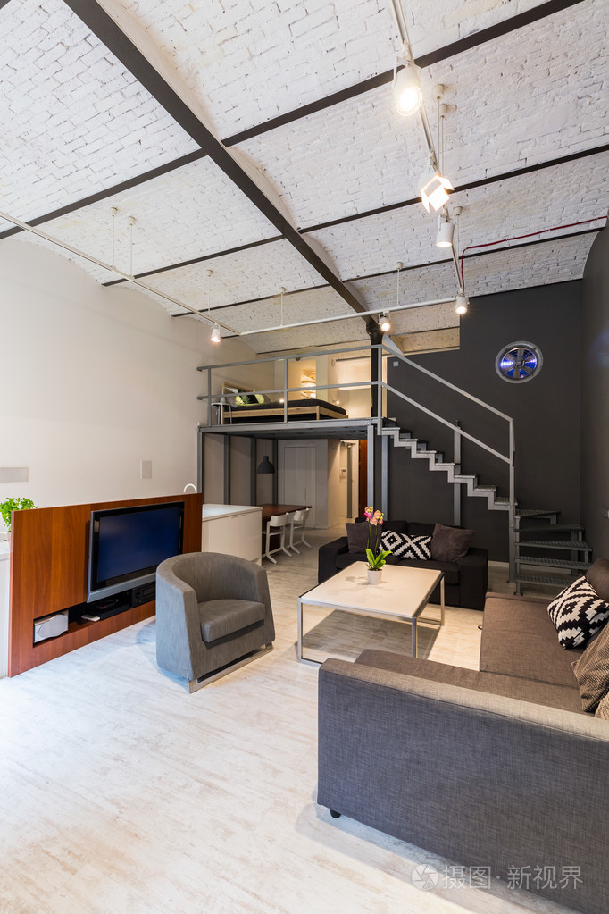 现代阁楼夹层的想法