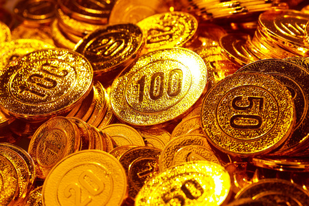 一堆金币图片