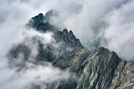 迷雾洛矶山脉